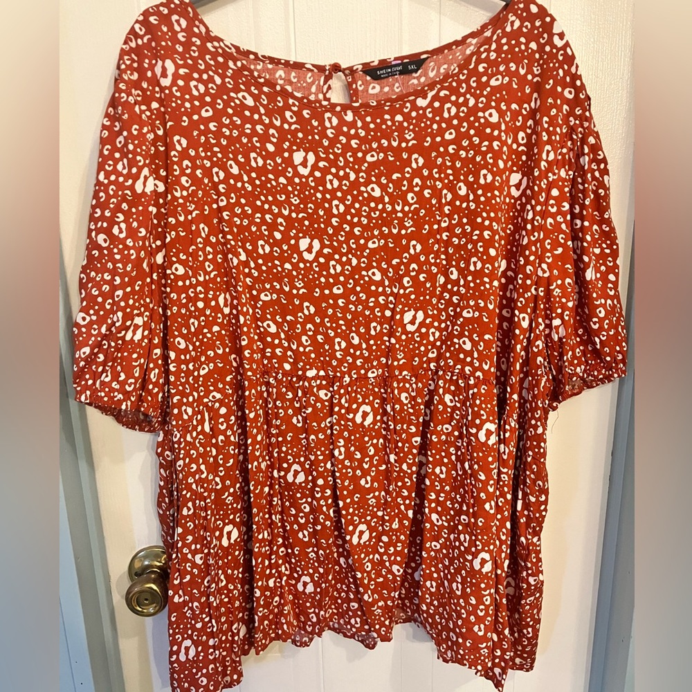 Flowy top from SHEIN curve
